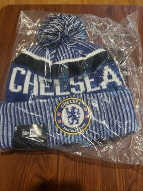 New Era Chelsea Pom Beanie Hat - Blue/White/Black BRAND NEW